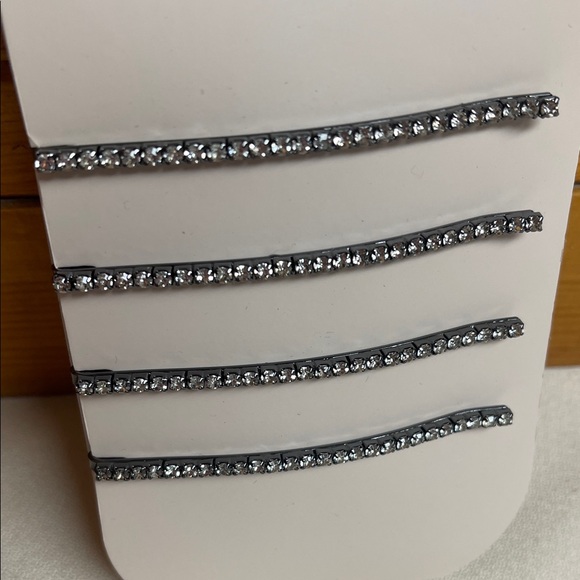 Kitsch Silver Rhinestone Bobby Pin Set (4pc) - Picture 3 of 10